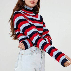 urban outfitters turtle neck